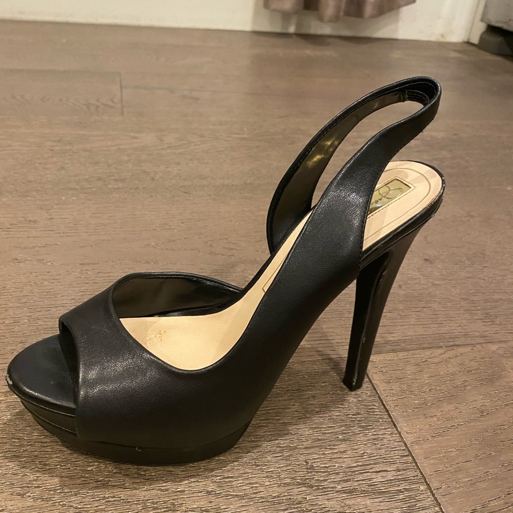 Jessica Simpson black heels